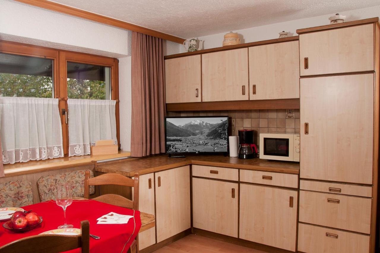 Appartements Wasserfaelle Mayrhofen Exterior photo